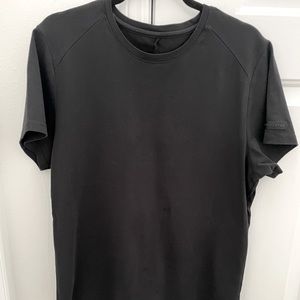 Alphalete Lux shirt size Large